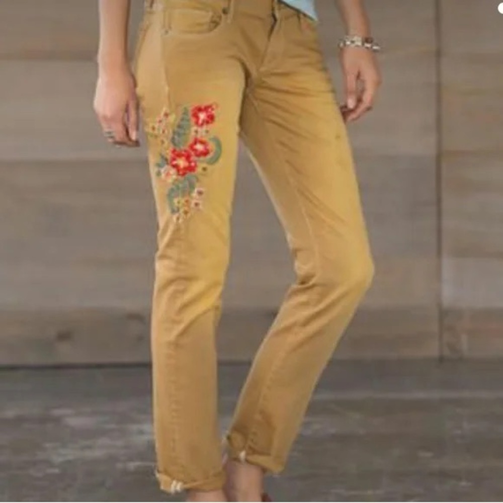 DRIFTWOOD NWOT Women's Straight Leg Jeans in Mustard with Floral Embroidery